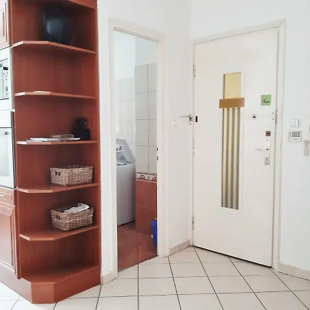 Apartment Gold Rose With 3 Budapest