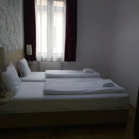Wow * Budapest
