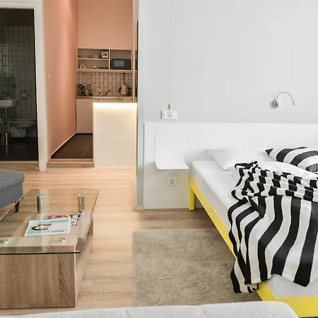 The Magazine & 3* Budapest