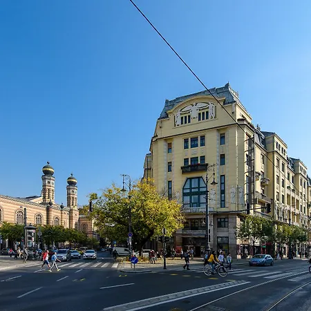Karoly Corner Residences