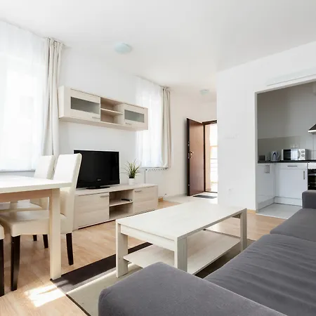 Apartman Maple Tree Budget *