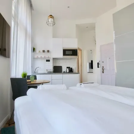 Apartment Standard By Hi5 - Anker 1
