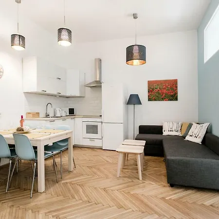 Synagogue View Apartment Budapest