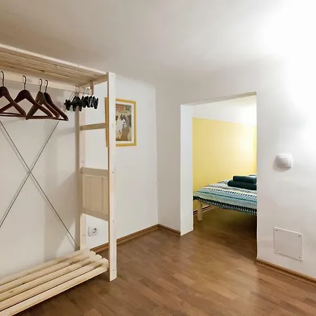 Apartmán Klauzal Ter 9 *