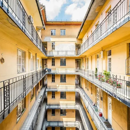 Appartamento Bpr Fleur Créme Budapest