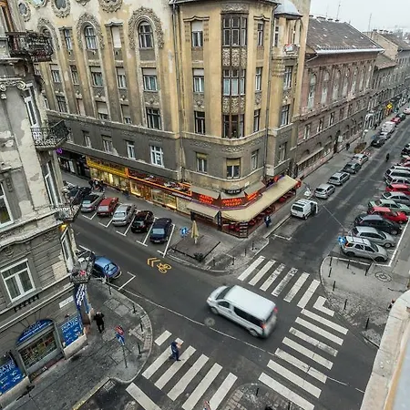 W35 * Budapest