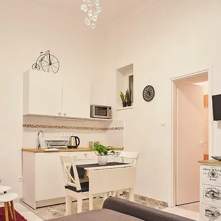 Apartment Claudia *