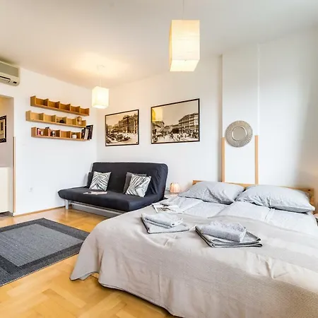 Bpr Hello Hollo Apartmán *