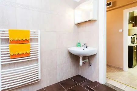 Centralcomfortbdpst Apartment Budapest