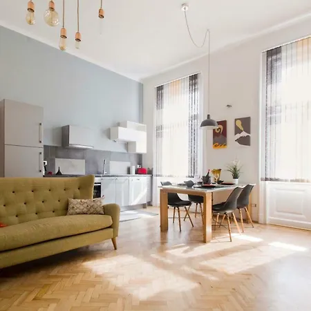 Apartment Andrassy Boulevard *