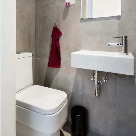Andrassy Boulevard Apartment
