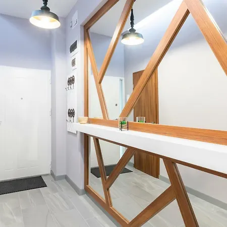 Modern 2 Bedroom With Free Airport Transfer Apartment Budapest
