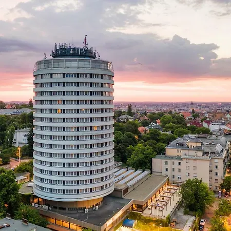 Hotel Budapest Отель Будапешт