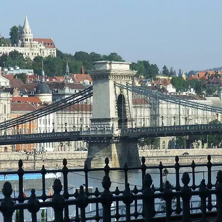 Szálloda Broadway