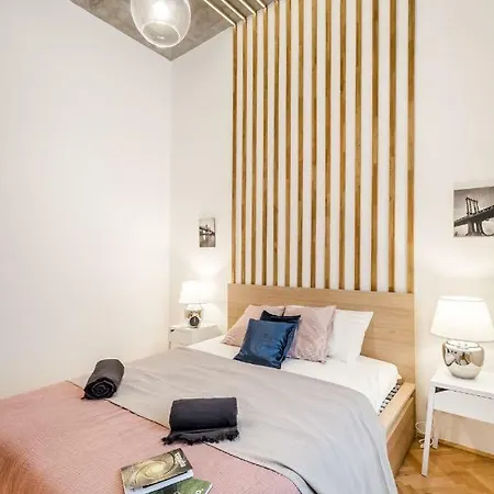 Szerzodesbontas - Industrial Fantasy Apartment *