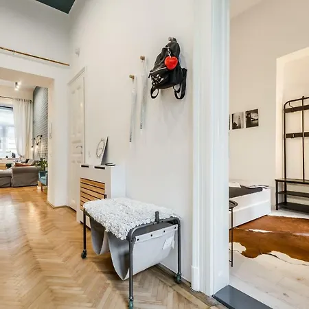 Apartment Szerzodesbontas - Industrial Fantasy Budapest
