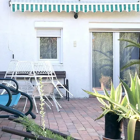 Full 2bdr Garden House Near To Downtown Metro Free Parking Guest house