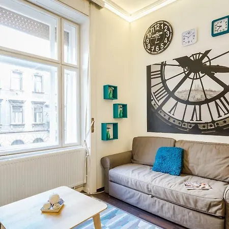 Apartment Pop Arts Studios