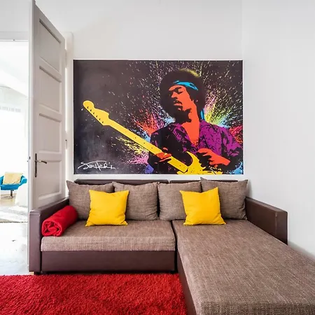 Apartment Pop Arts Studios *