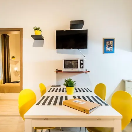 Pop Arts Studios Apartment