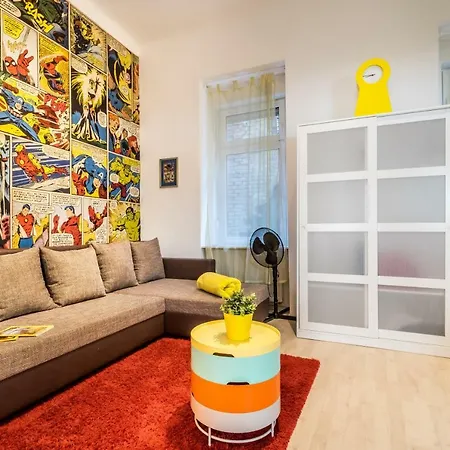 Pop Arts Studios Apartment *
