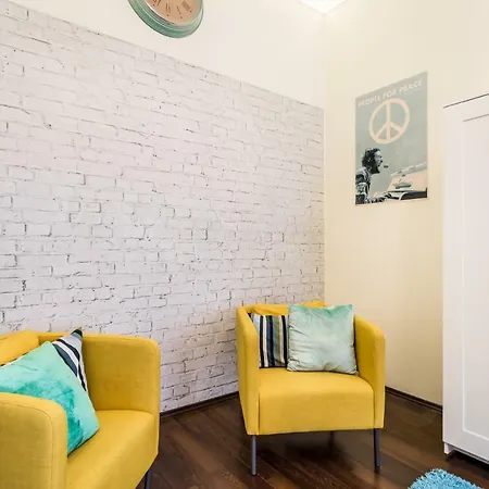 Pop Arts Studios Apartment *
