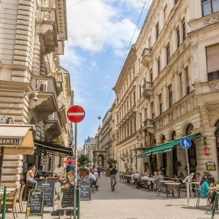 Cozy Downtown * Budapest