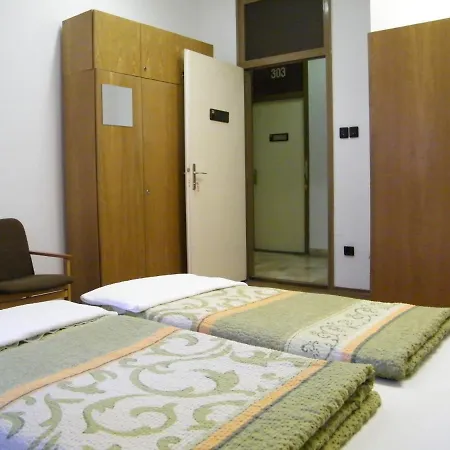 Zrinyi Auberge de jeunesse Budapest