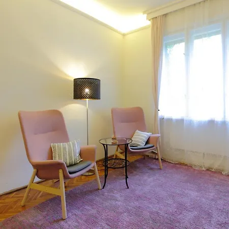 Margit Studio * Budapest