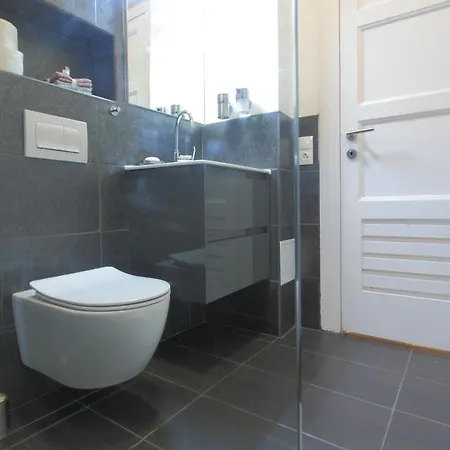 Margit Studio Apartment *