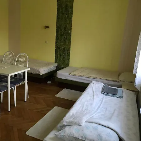 Becsi Szallo-budapest Guest house *