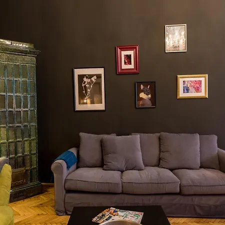 R38 - Artists Luxury Appartamento