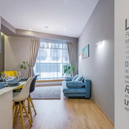 Amber / Navy Design With A/c Appartement Budapest