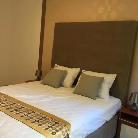 Corvin Rose Apartman *