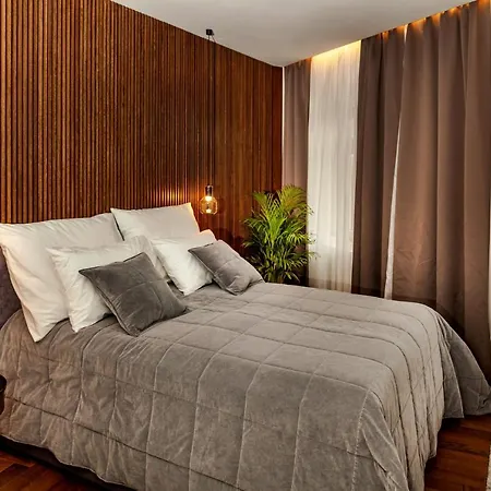 Eye Luxury Suites