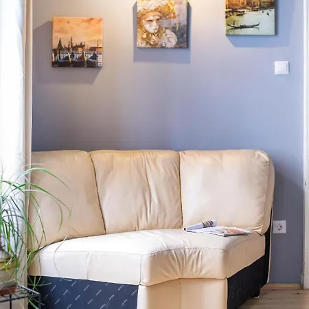 Apartment Trendy Grand Boulevard Designer