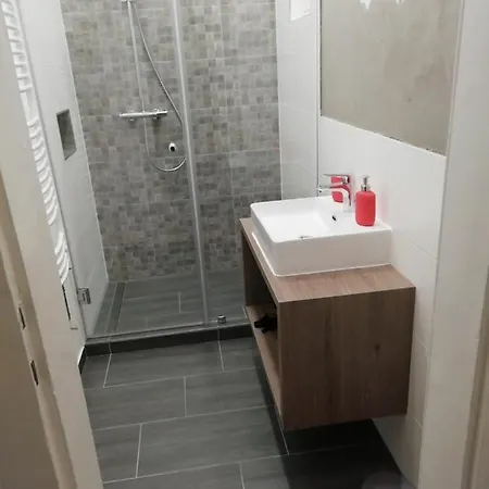Apartment Luxury New With Gallery At Dob Street Nearby Gozsdu Court Budapest