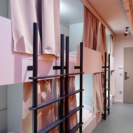 Maverick Market Hostel Budapest