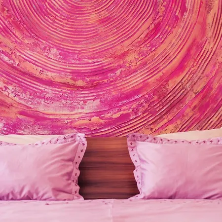 Exclusive Colourful Flat In The Budapest