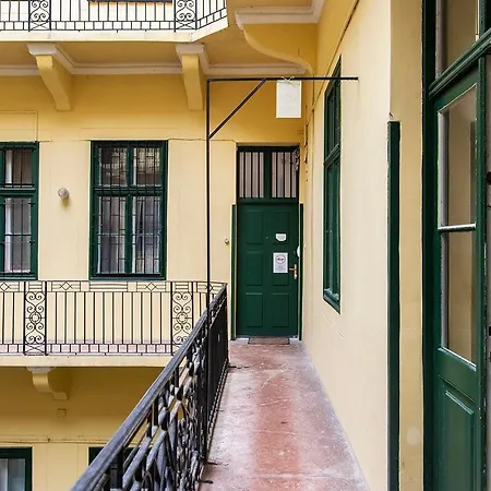 Real Vadasz Appartement Budapest