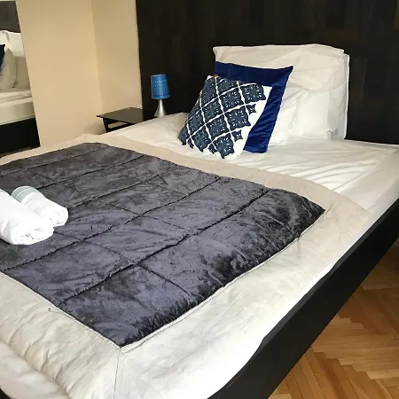 Апартаменты Be A Budapester3 *