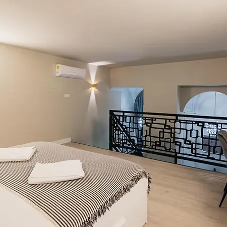 City Loft Aparthotel *