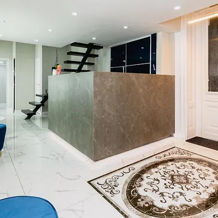 City Loft Aparthotel