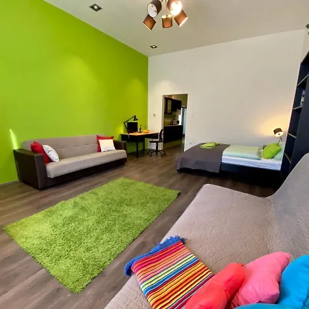 Gracia House Aparthotel 3*
