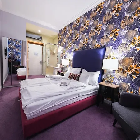 Blue Velvet Hotel