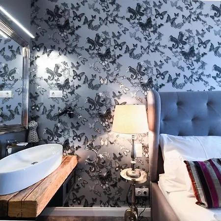 Blue Velvet Hotel