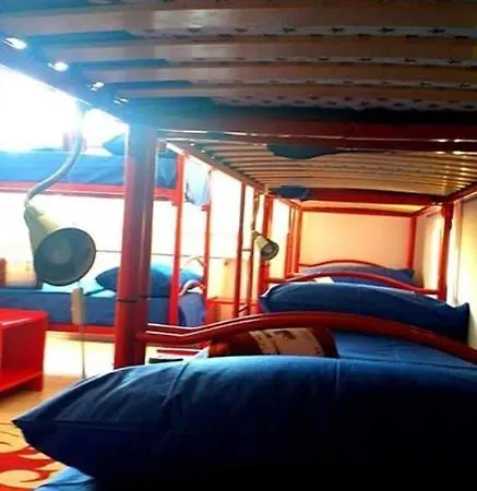 Lamis Hostel *