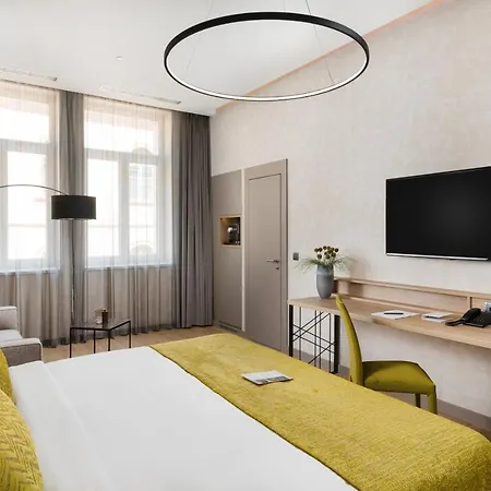 Vision Hotel 4*