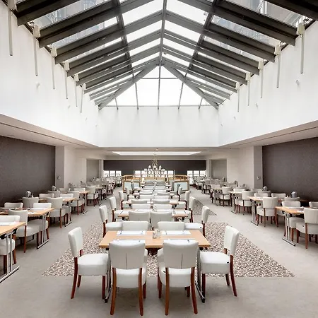 East 4* Budapeste