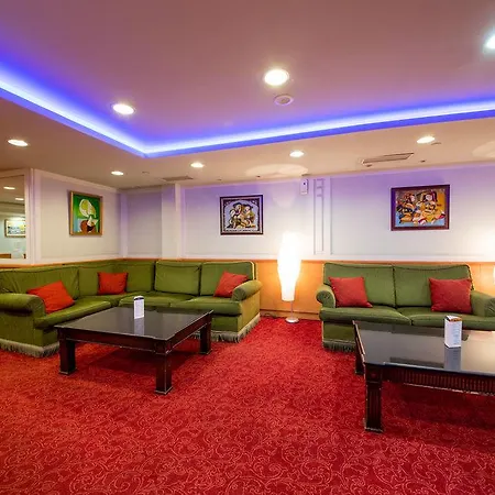 Hotel East